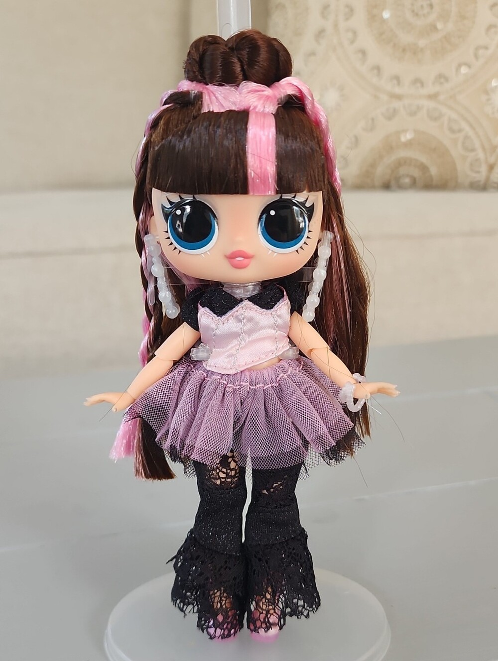 MGA LOL Surprise Tweens Doll Billie Brunette Hair Swap Girl Beautiful